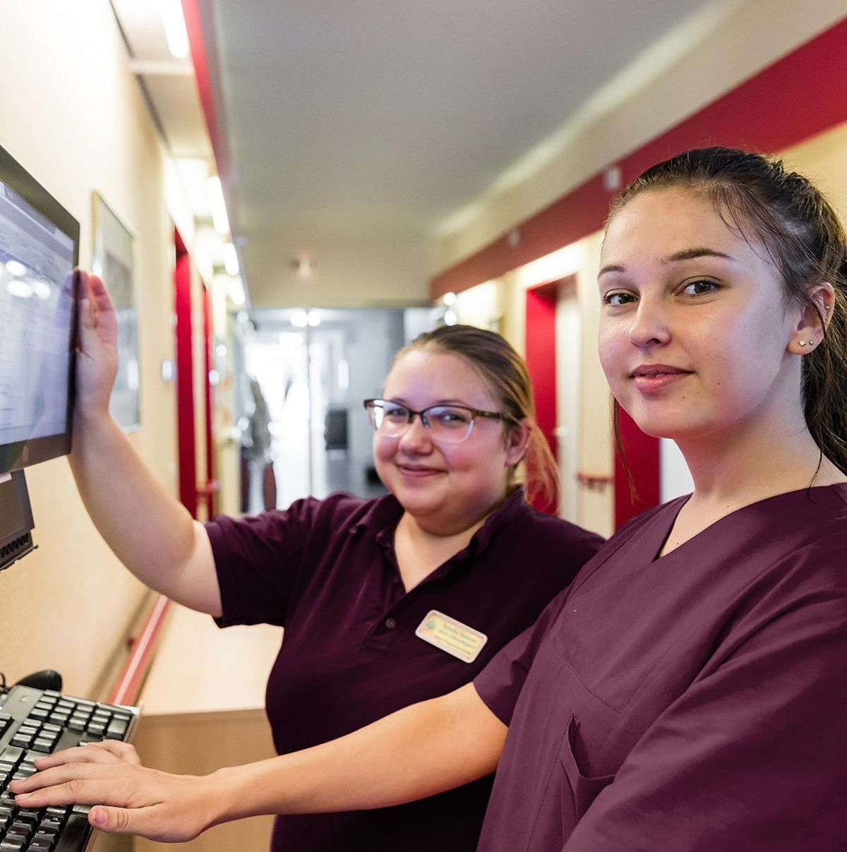 Starte deine Karriere bei Charleston im Pflegebereich